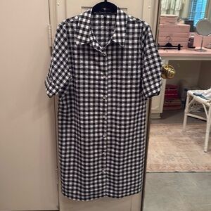 Darling black and white check from Tuckernuk! Size L.  Great condition.